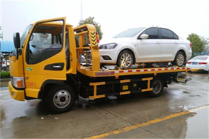 嘉禾附近拖车救援24小时服务热线